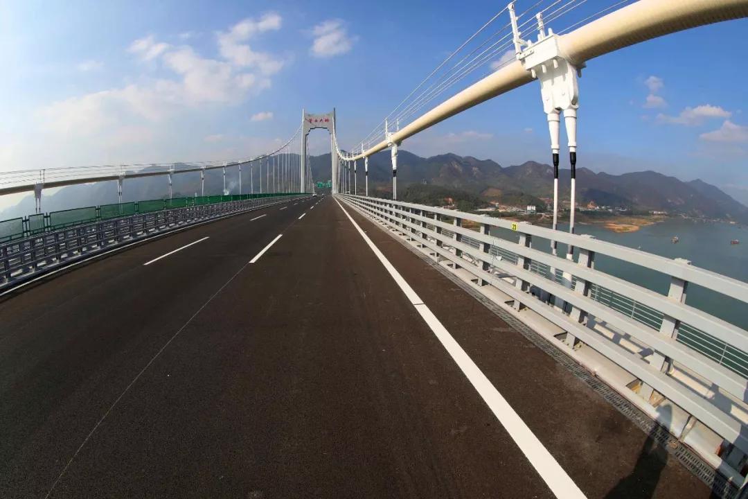 罗信高速最新动态概览